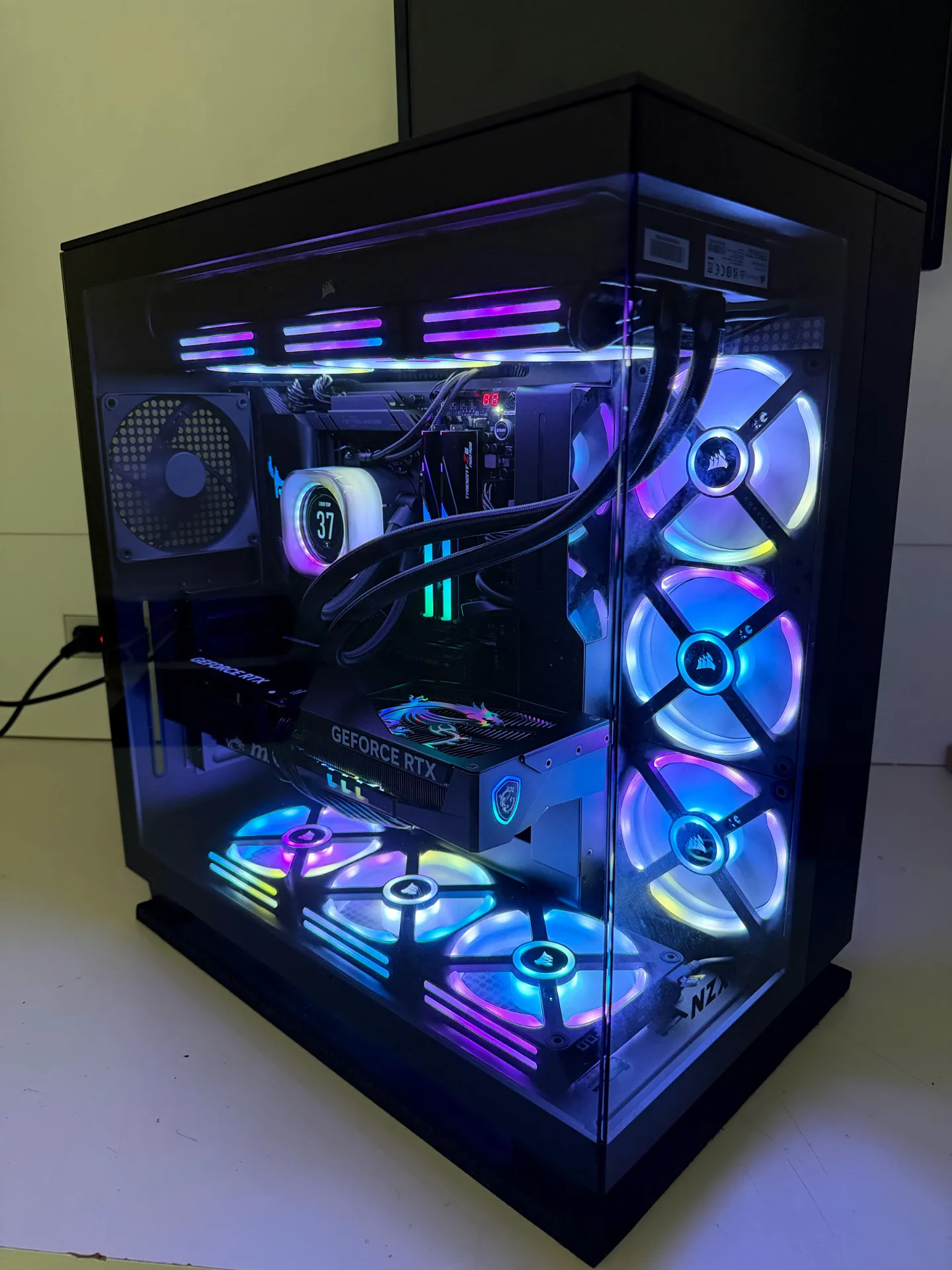 PC Gamer gabinete vidro temperado com fans Corsair RGB e GeForce RTX